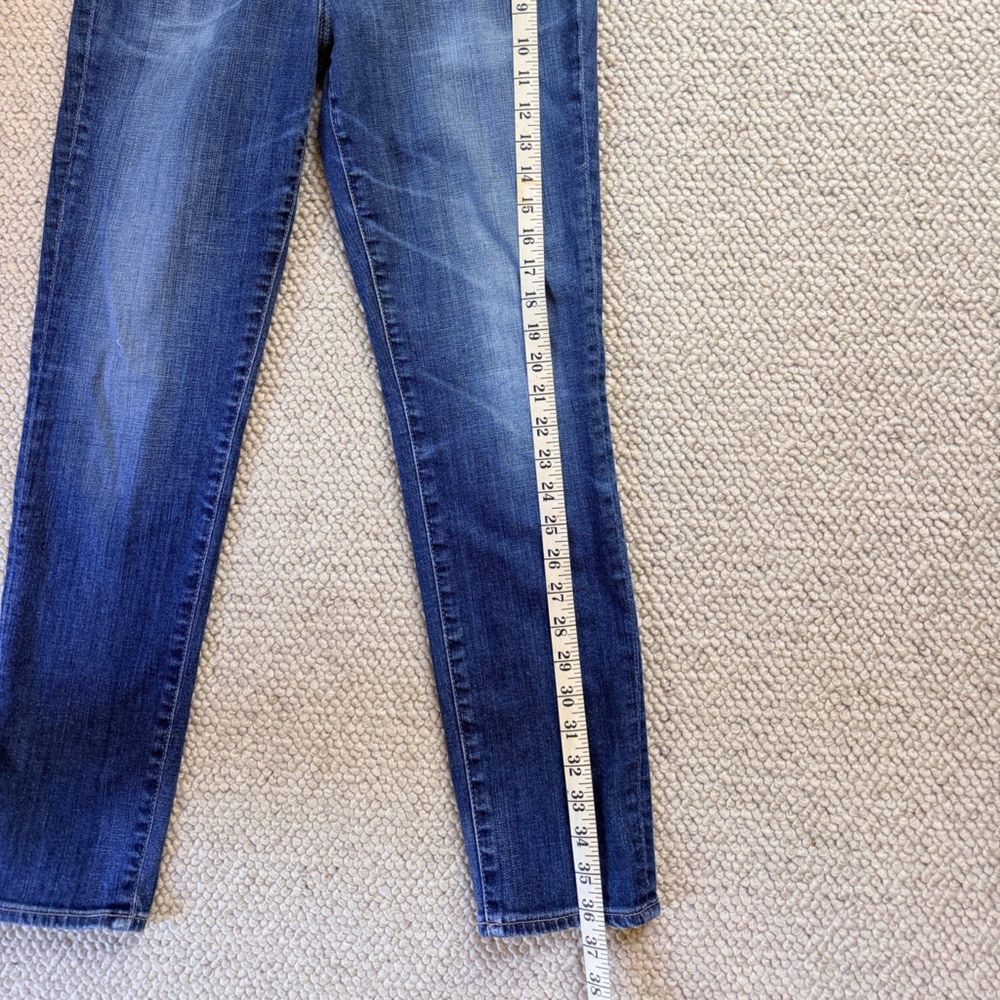 Skinny jeans